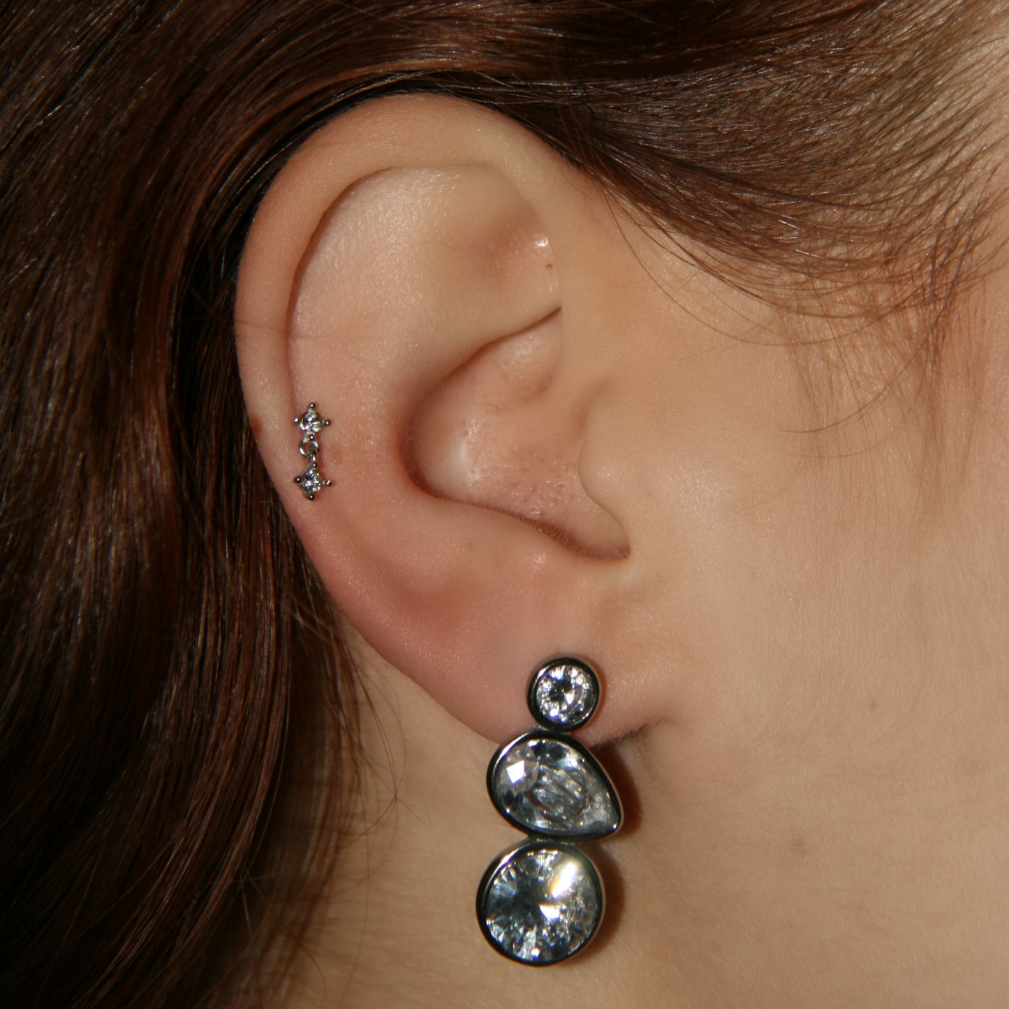 GEM STATEMENT EARRING