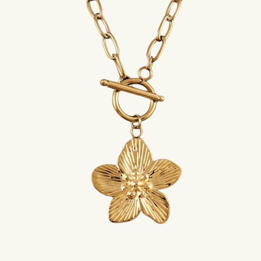 BLOSSOM CHARM NECKLACE