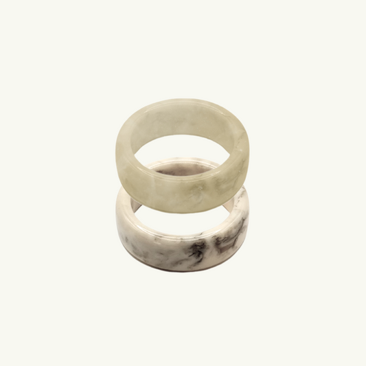 RESIN RING | CREAM