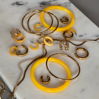 RESIN HOOP EARRING | YELLOW