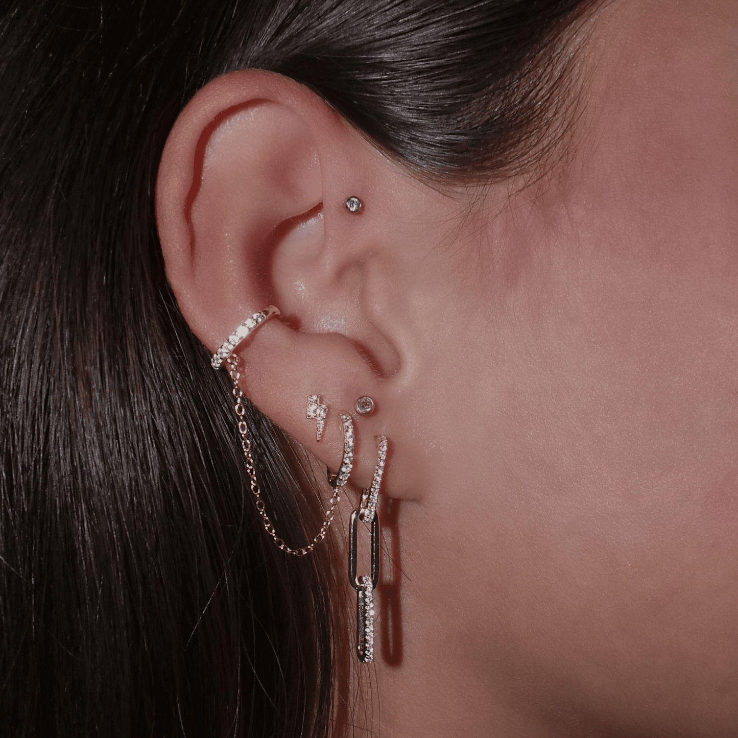 SHINY LINKED CHAIN EARRING